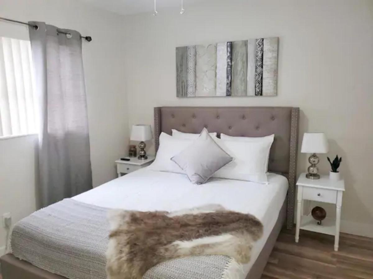 Sophisticated Dania Beach Suites Near The Beach 外观 照片