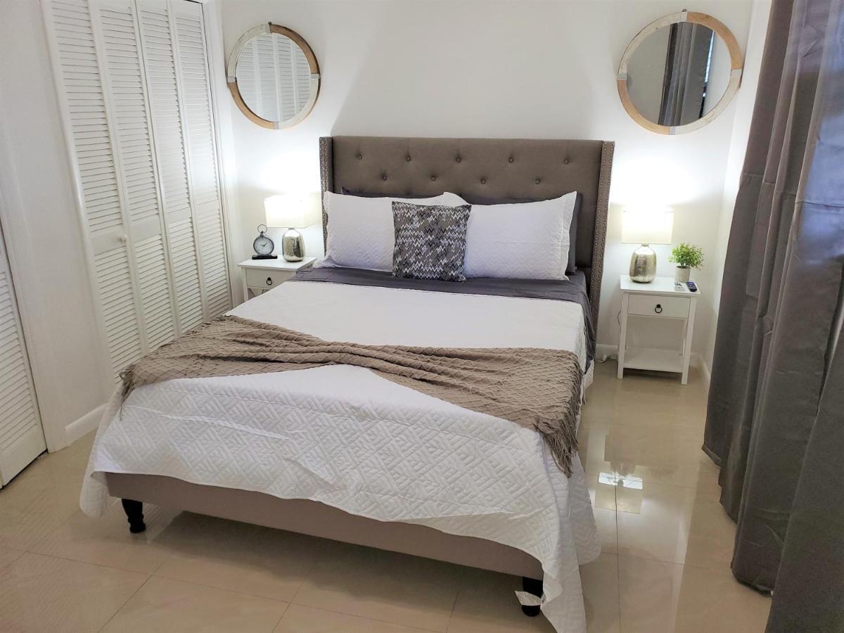 Sophisticated Dania Beach Suites Near The Beach 外观 照片