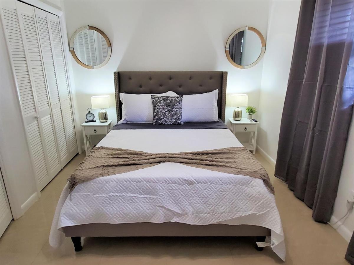 Sophisticated Dania Beach Suites Near The Beach 外观 照片