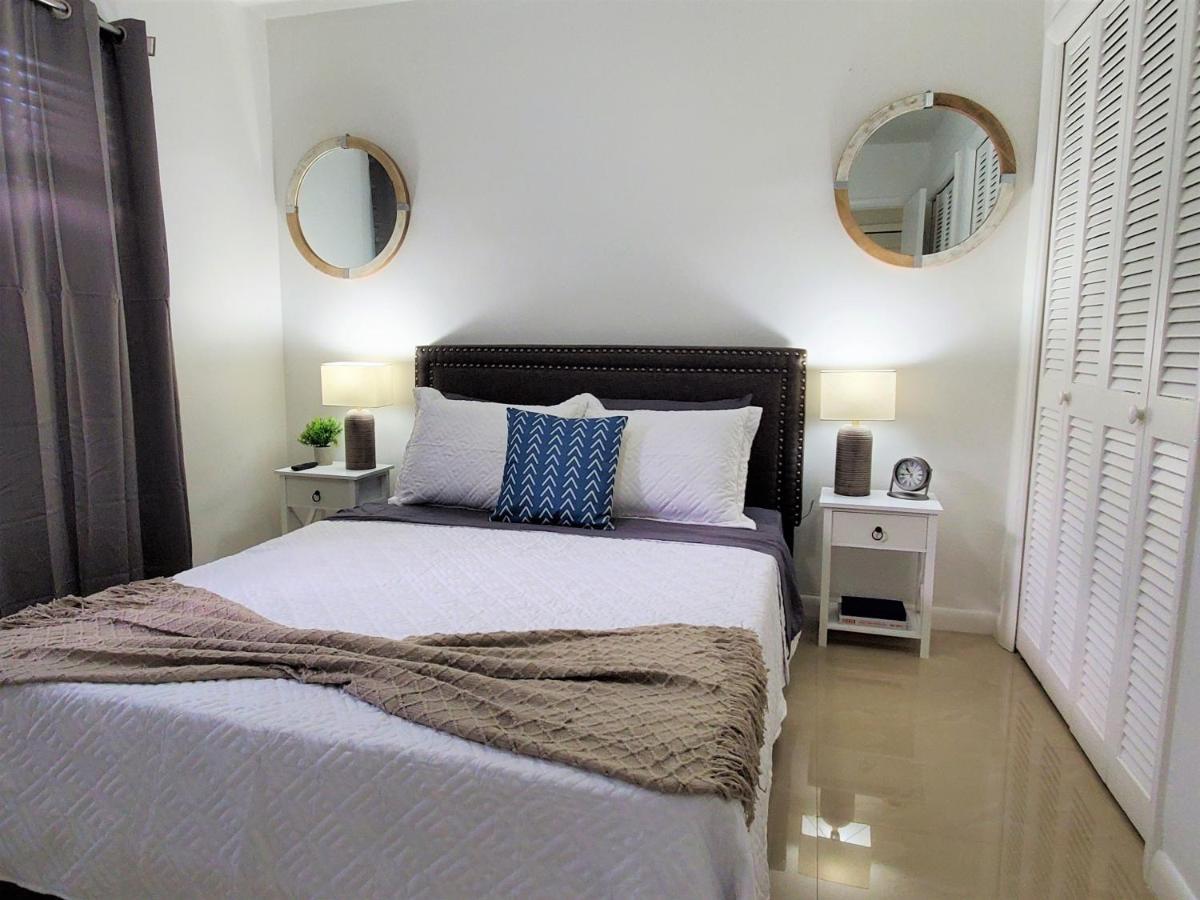 Sophisticated Dania Beach Suites Near The Beach 外观 照片
