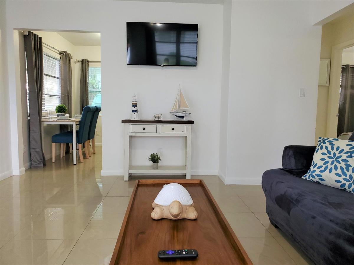 Sophisticated Dania Beach Suites Near The Beach 外观 照片