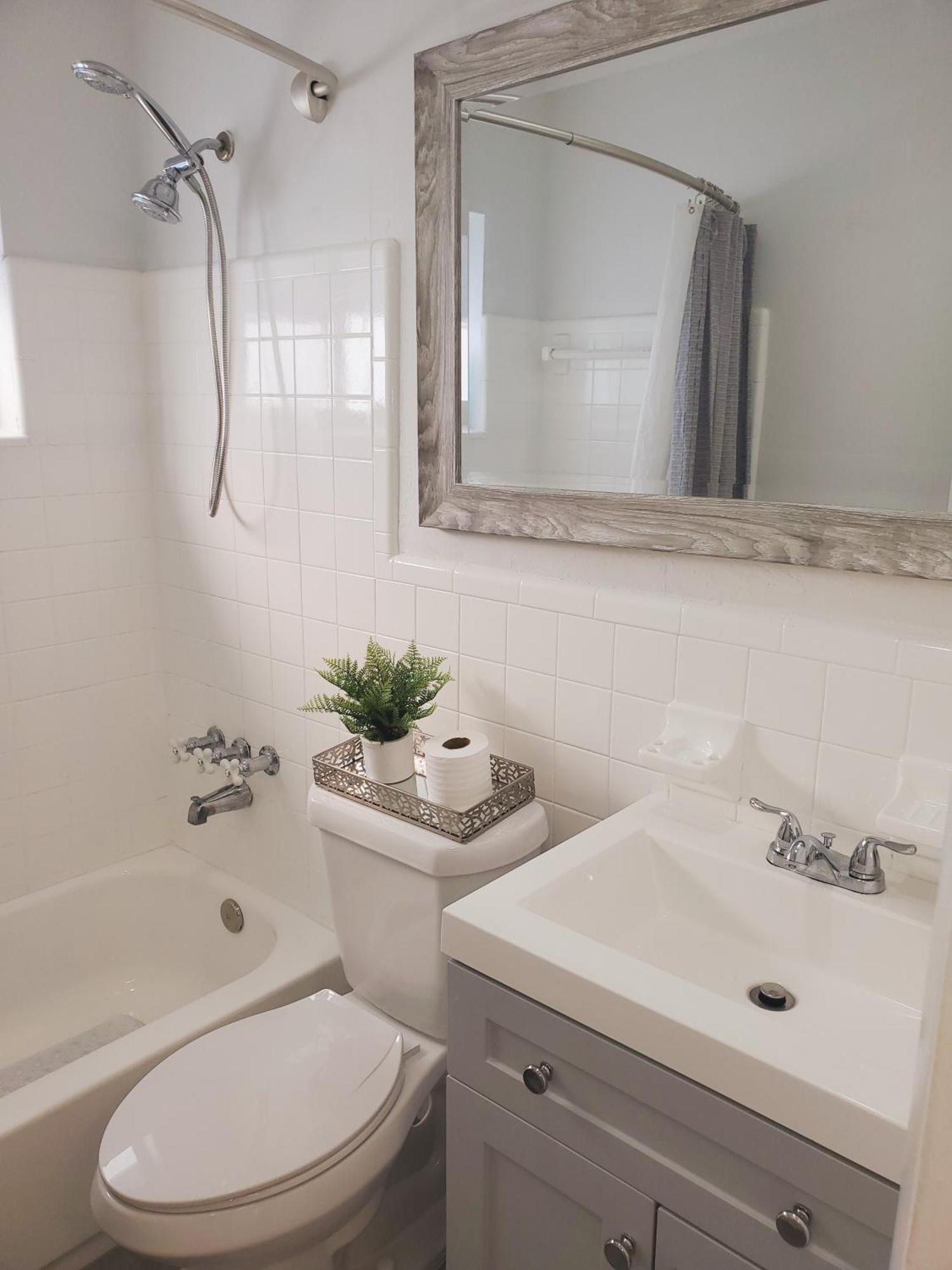 Sophisticated Dania Beach Suites Near The Beach 外观 照片